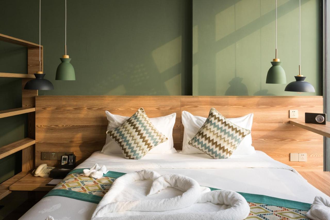 The Snowbell Hotel Пном Пен Екстериор снимка